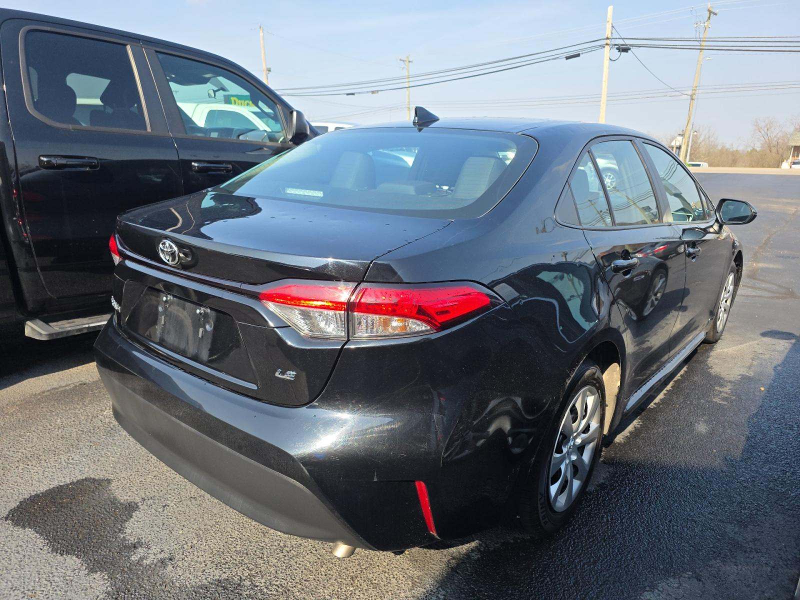 2024 Toyota Corolla LE FWD