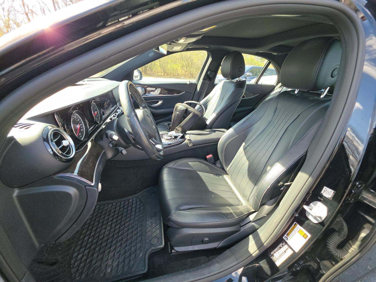 MERCEDES-BENZ E-CLASS - 2