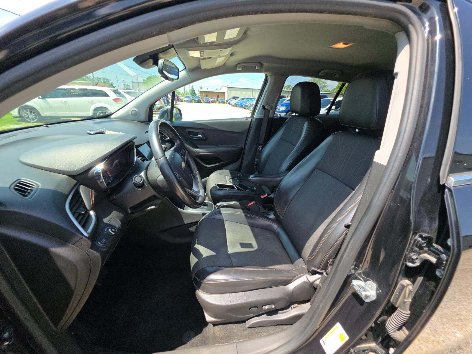 CHEVROLET TRAX - 2