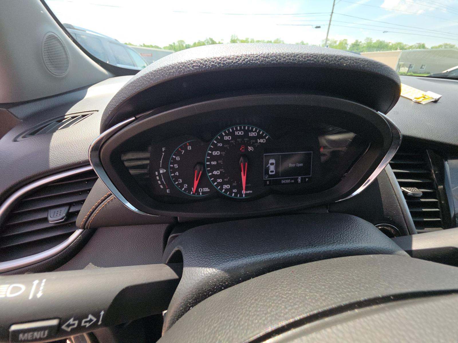 CHEVROLET TRAX - 5