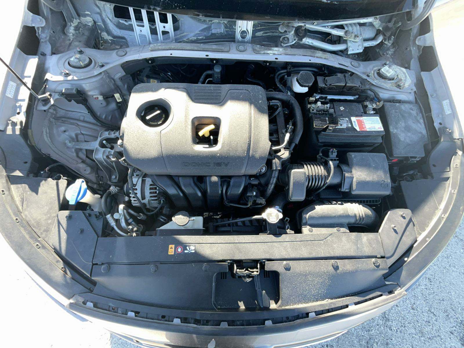 2020 Hyundai Elantra SE FWD