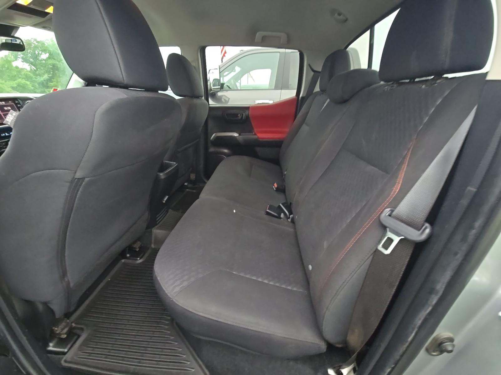 2023 Toyota Tacoma SR5 AWD