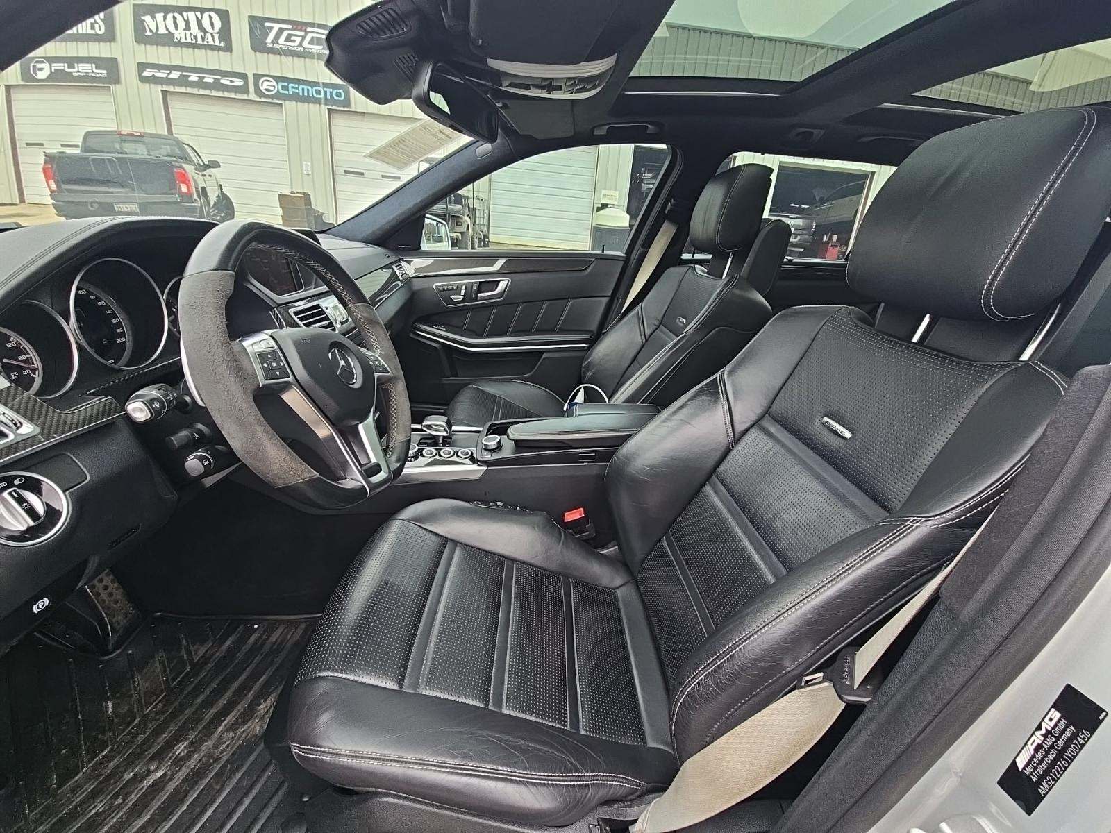 MERCEDES-BENZ E-CLASS - 6