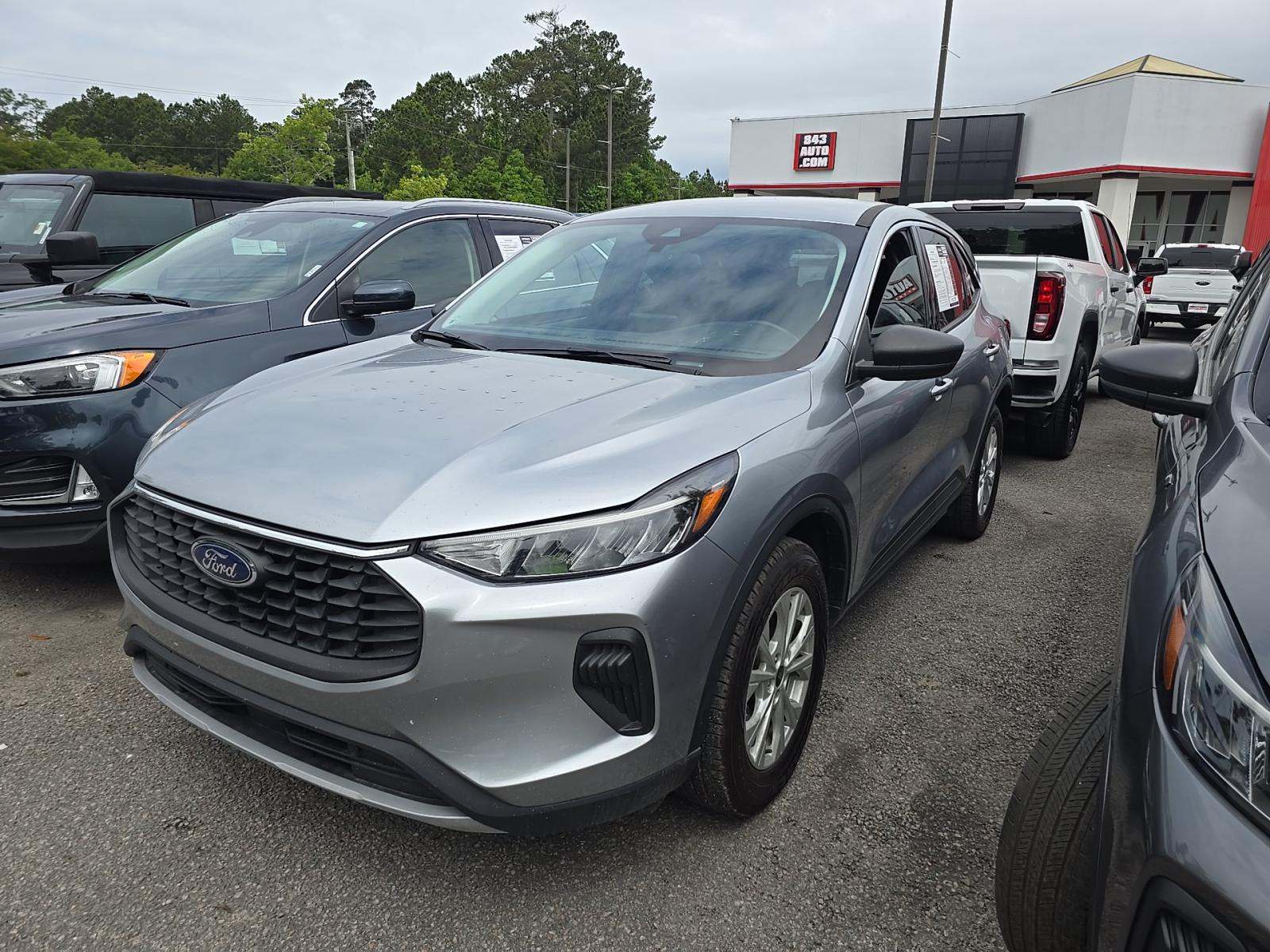 FORD ESCAPE - 1