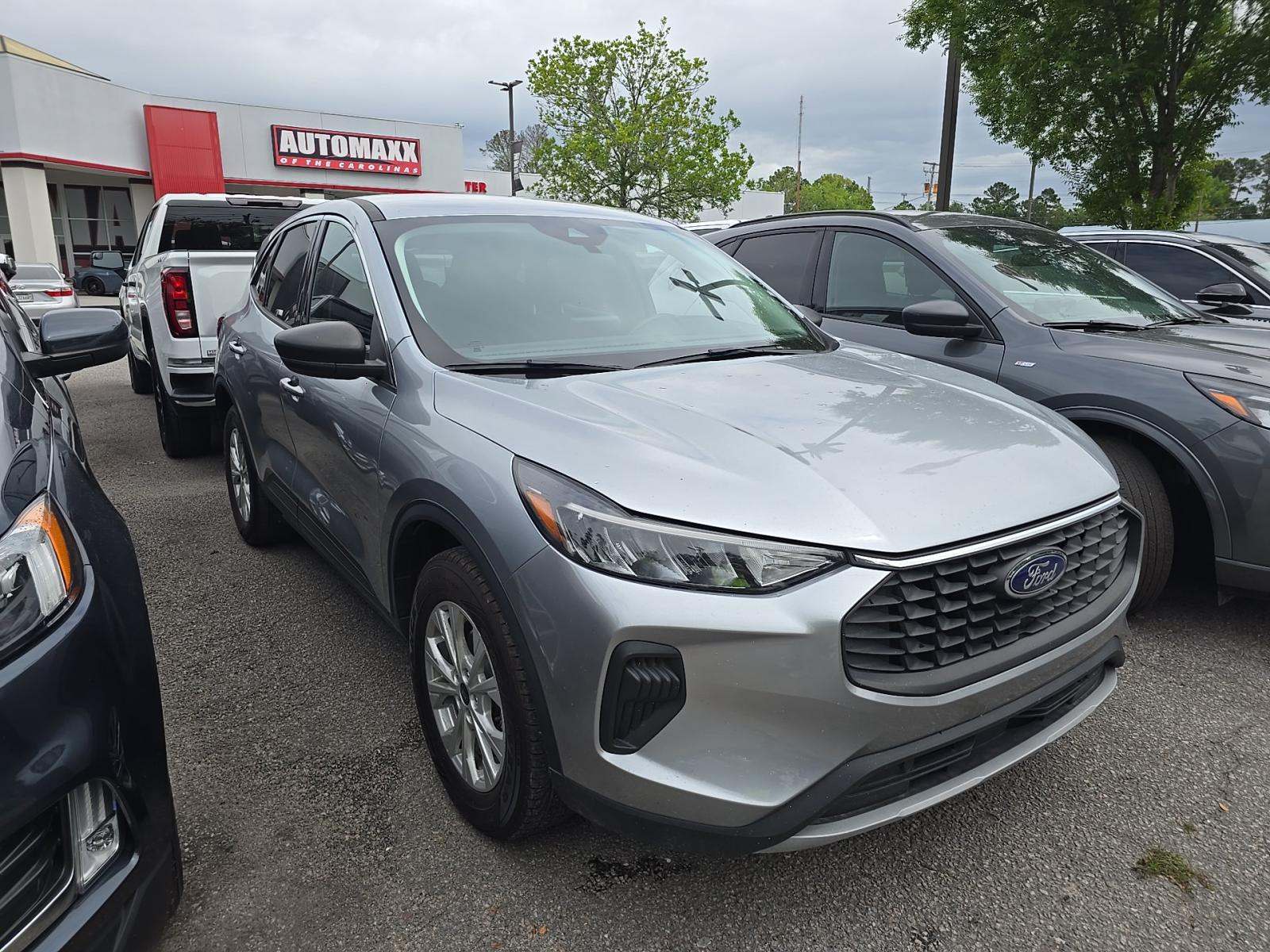 FORD ESCAPE - 4