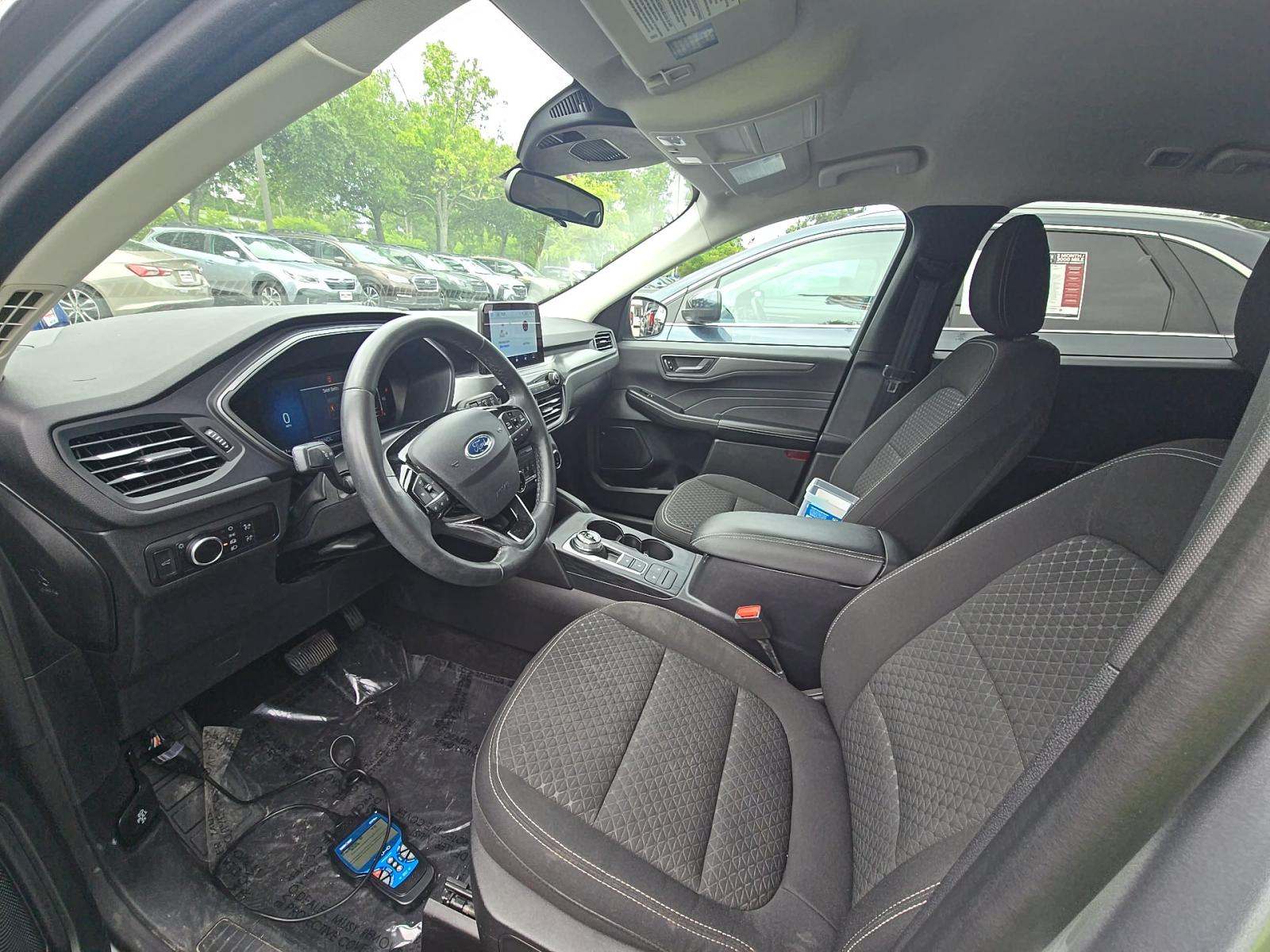 FORD ESCAPE - 6