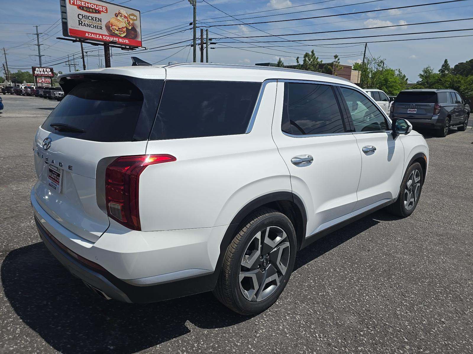 HYUNDAI SEL PREMIUM - 3