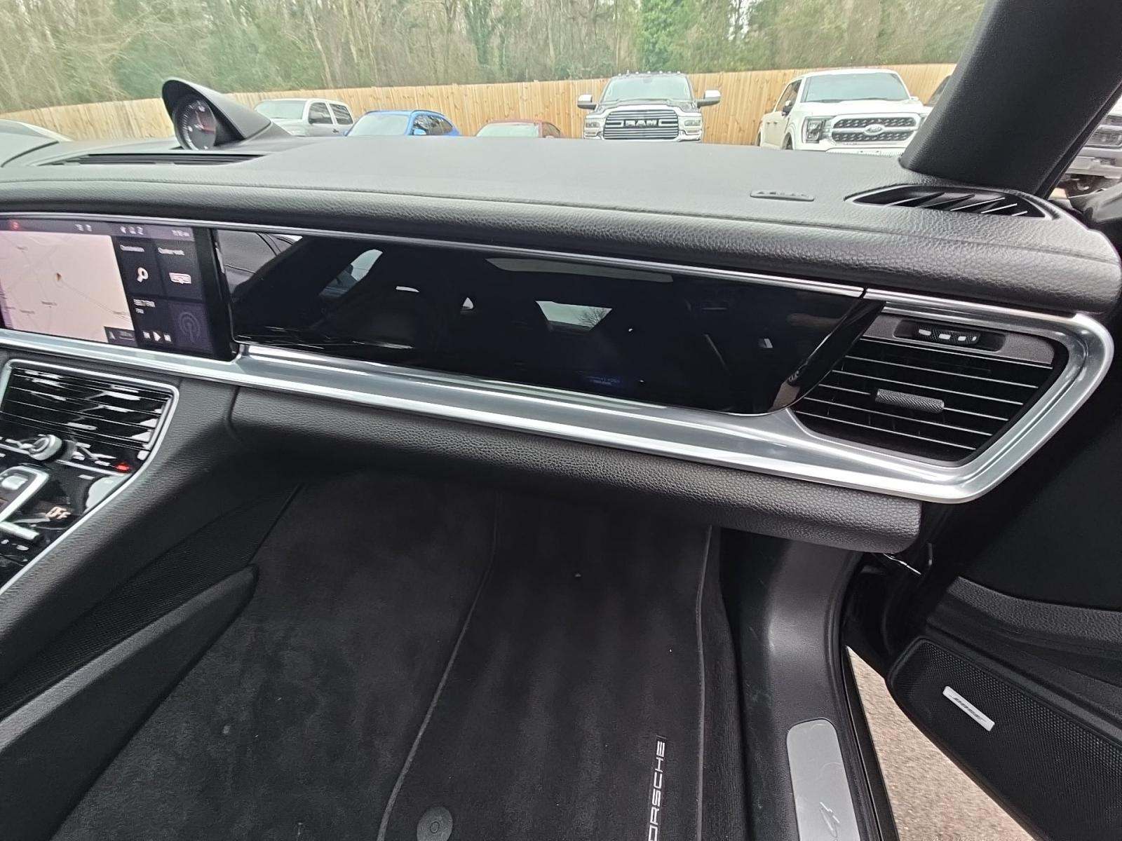 2019 Porsche Panamera 4 AWD