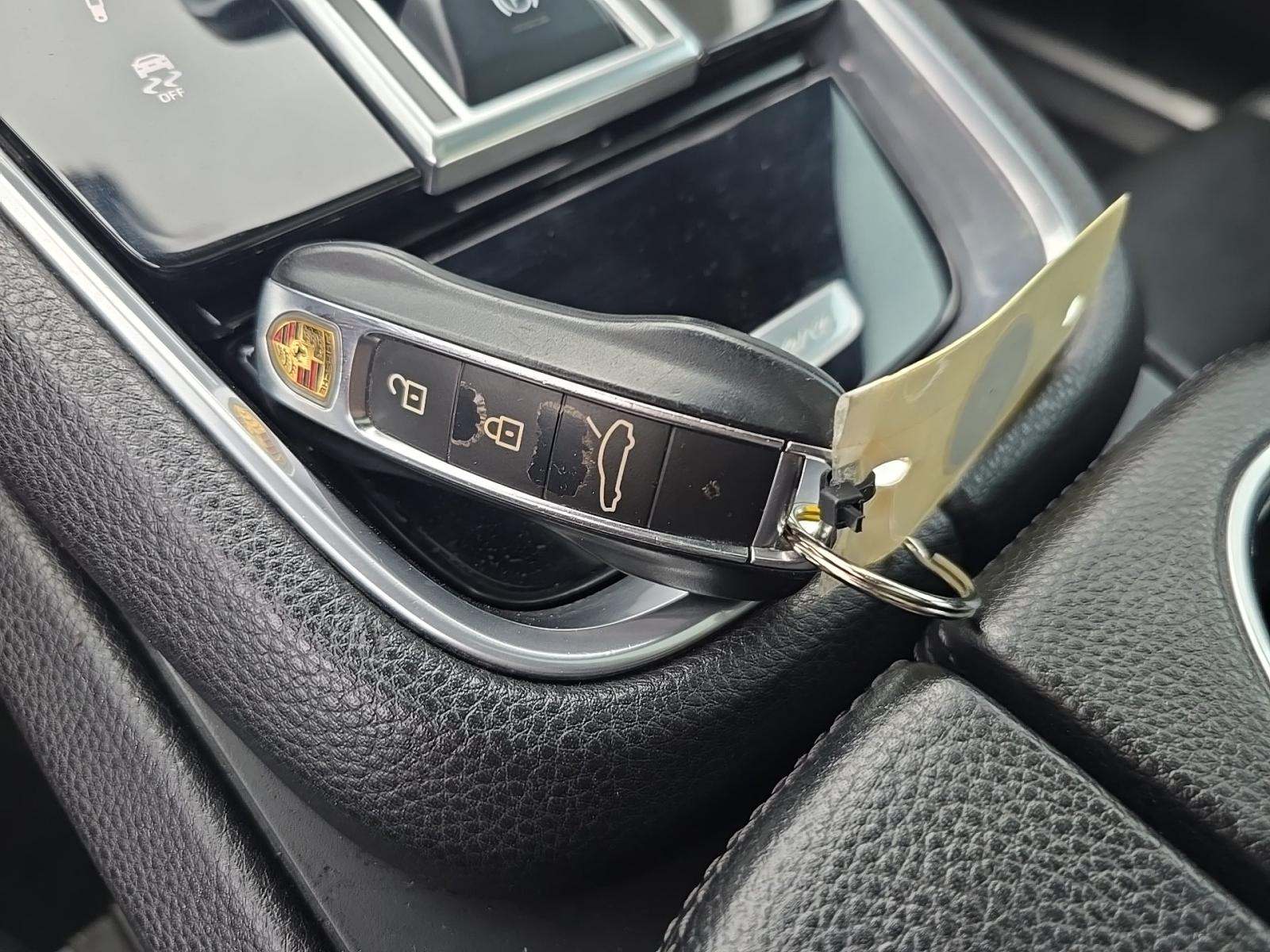 2019 Porsche Panamera 4 AWD