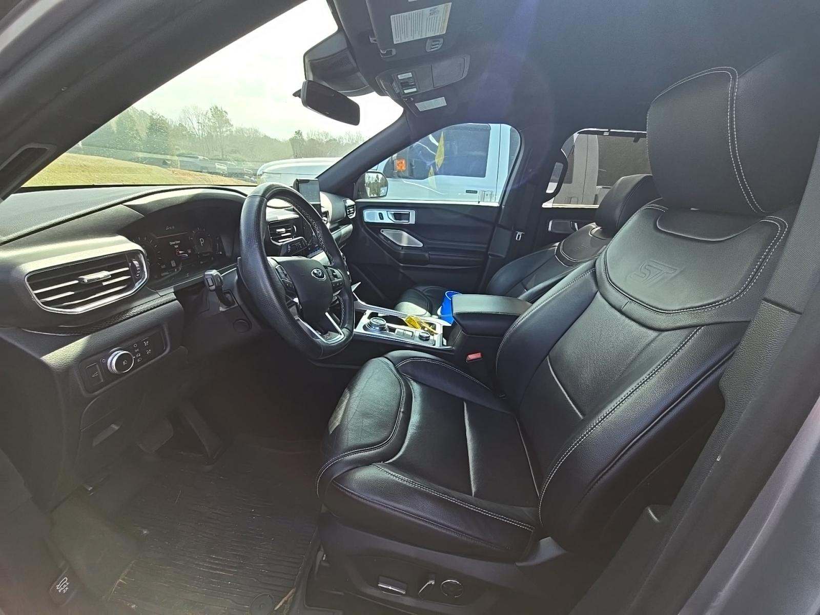 FORD EXPLORER - 6