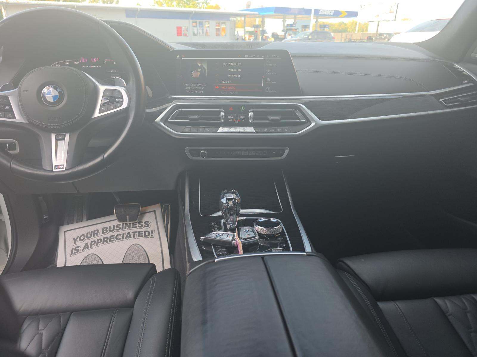 2022 BMW X7 M50i AWD