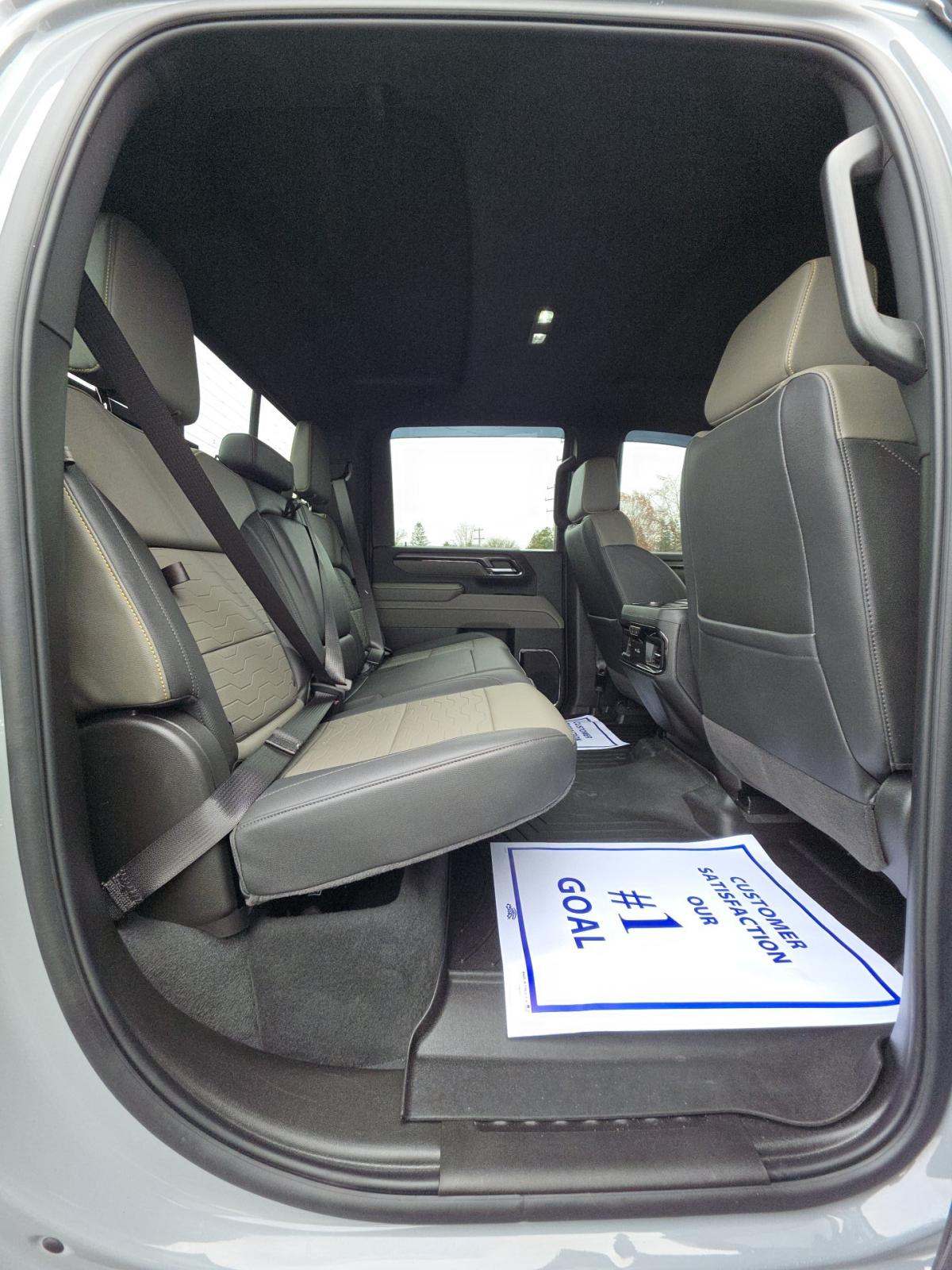 2025 Chevrolet Silverado 2500HD ZR2 AWD