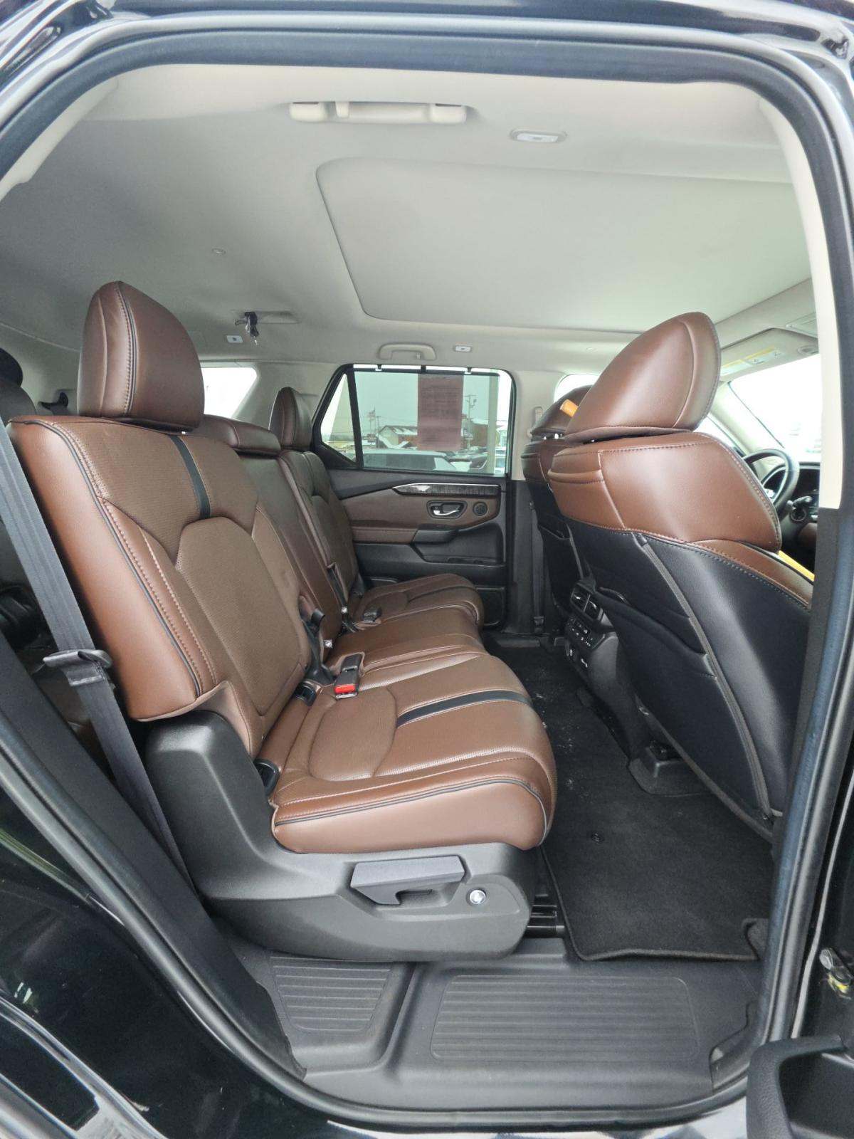 2023 Honda Pilot Elite AWD