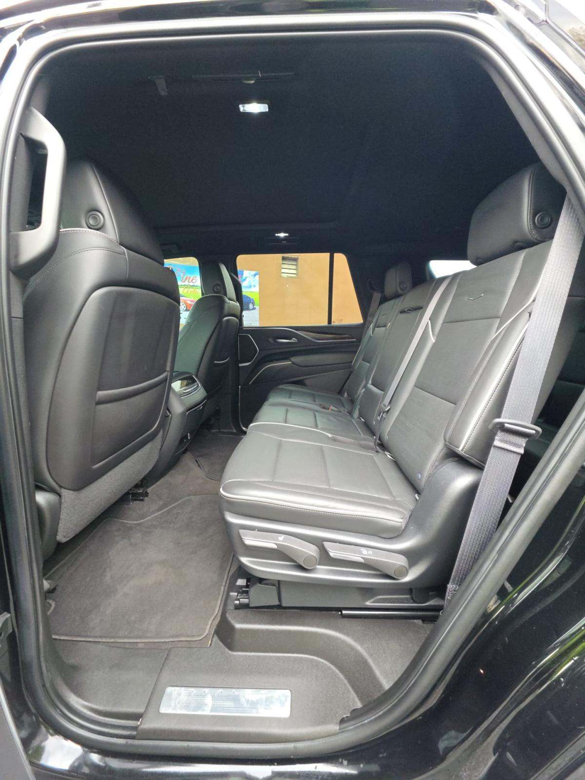 2022 Cadillac Escalade Premium Luxury AWD