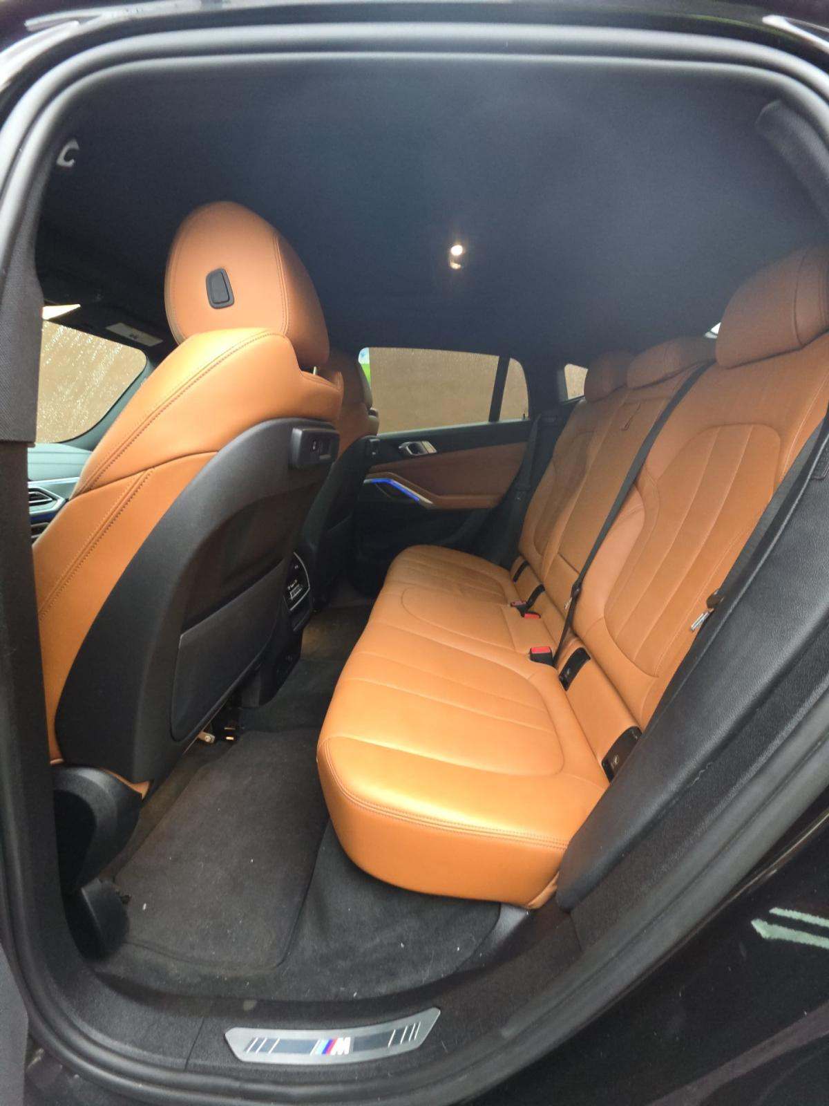 2022 BMW X6 xDrive40i AWD