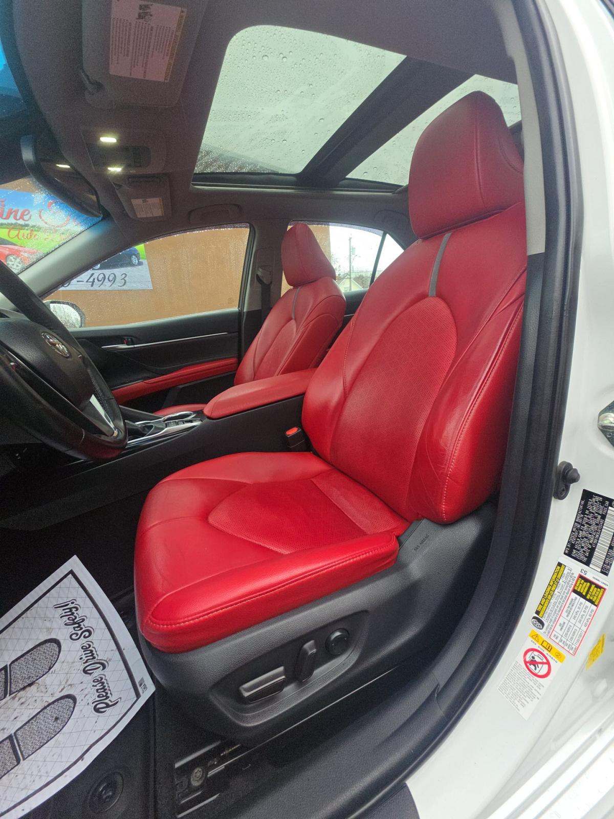 2018 Toyota Camry XSE FWD