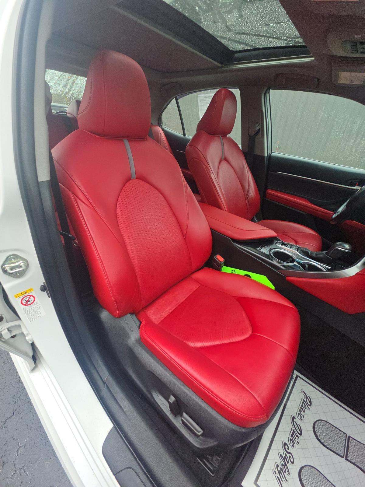 2018 Toyota Camry XSE FWD