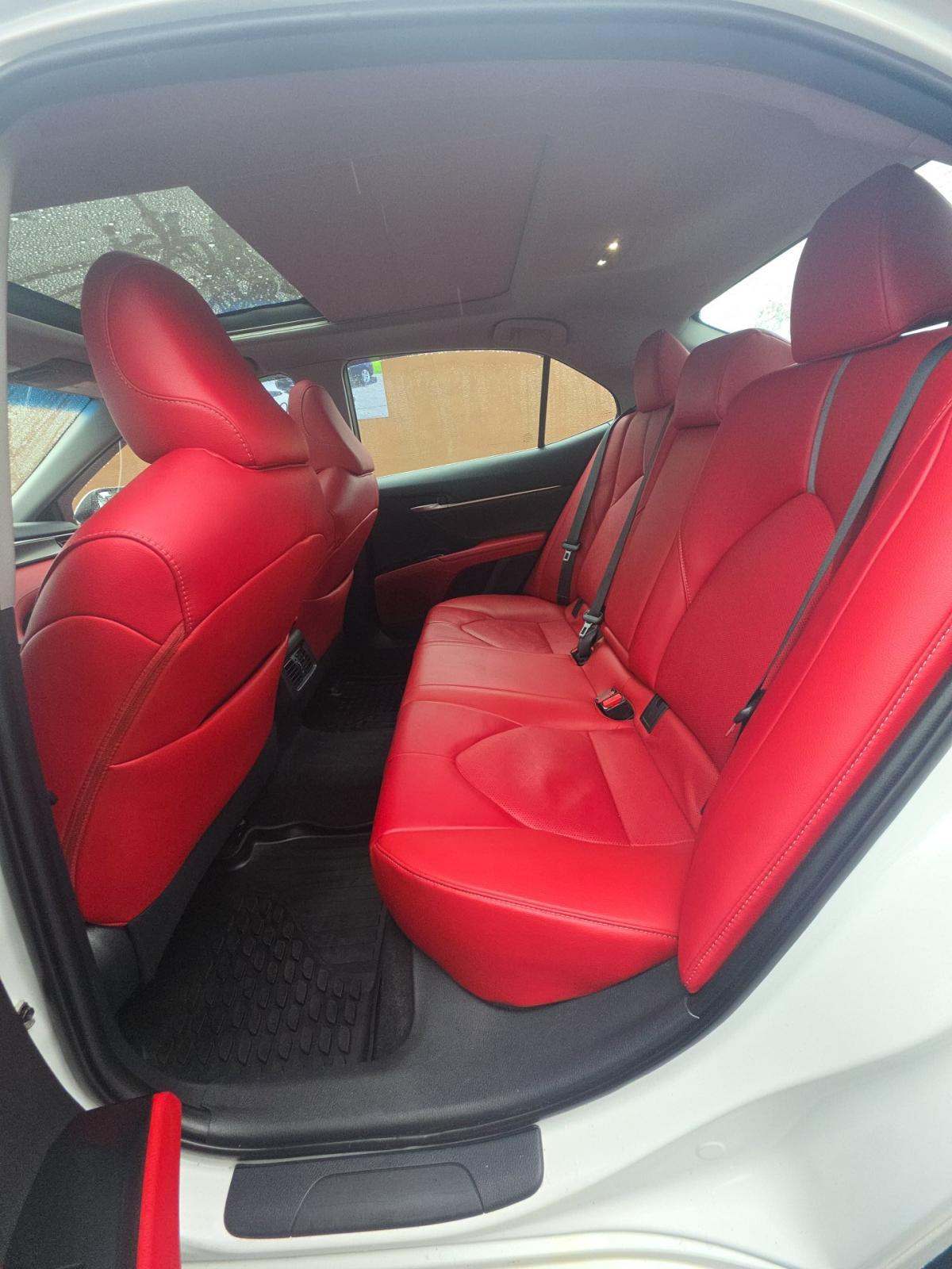 2018 Toyota Camry XSE FWD