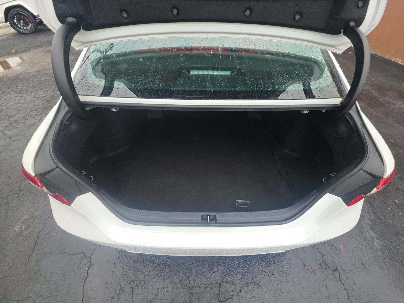 2018 Toyota Camry XSE FWD