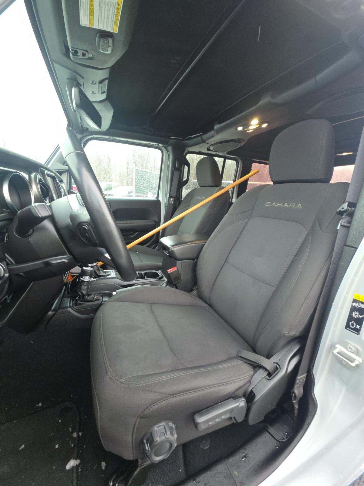 2023 Jeep Wrangler Sahara AWD