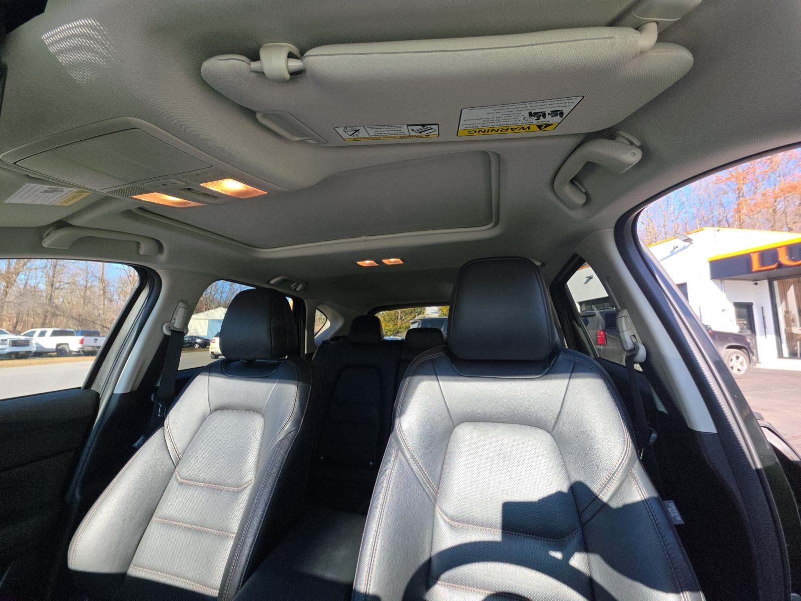 2022 MAZDA CX-5 2.5 S Preferred Package AWD