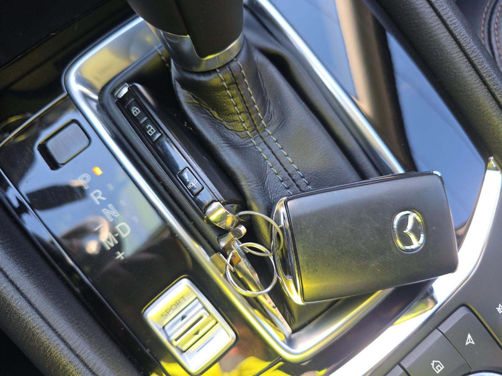 2022 MAZDA CX-5 2.5 S Preferred Package AWD