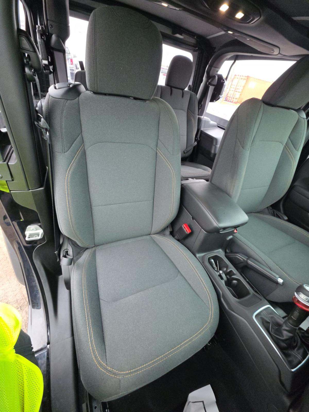 2025 Jeep Wrangler Sport AWD