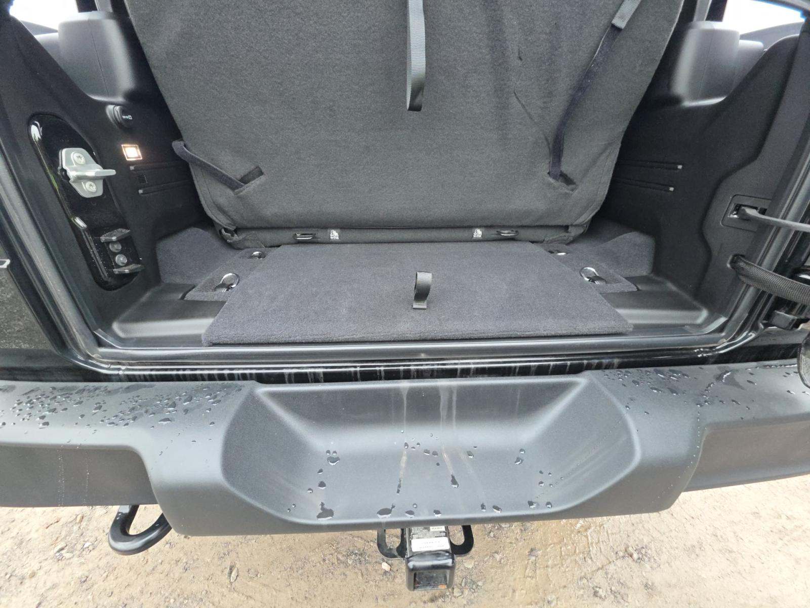 2025 Jeep Wrangler Sport AWD