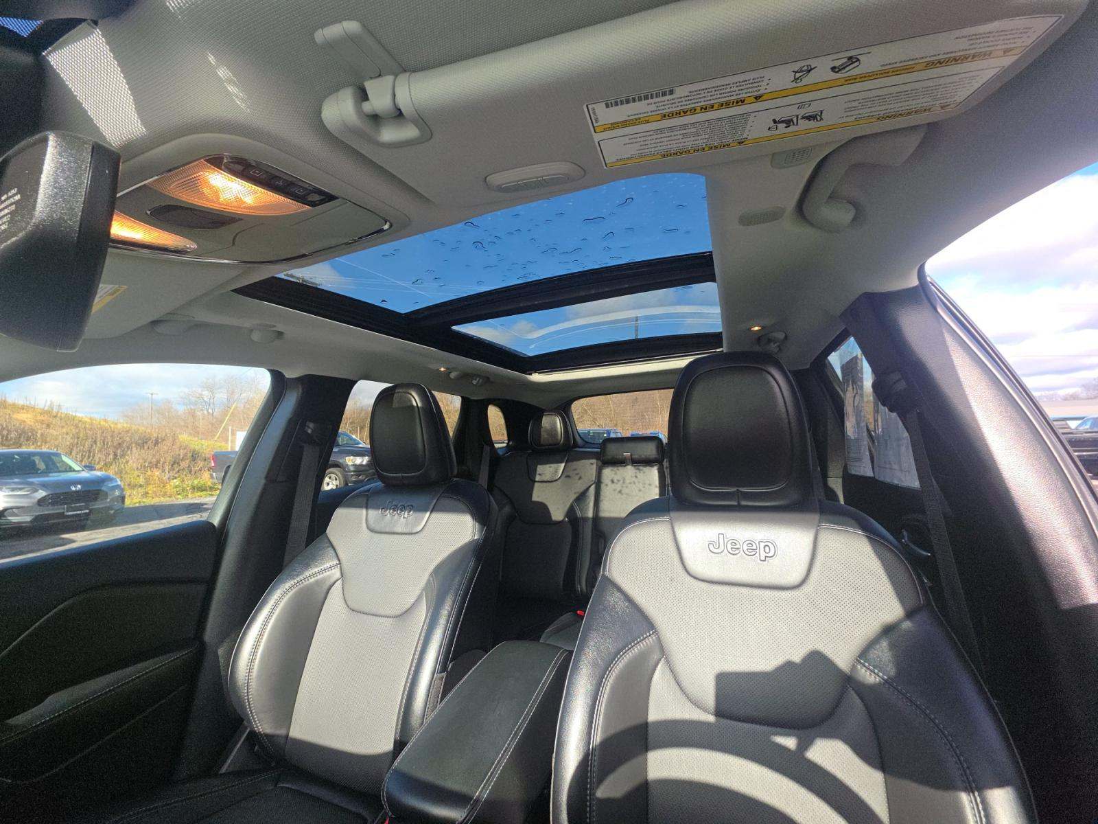 2022 Jeep Cherokee Limited AWD