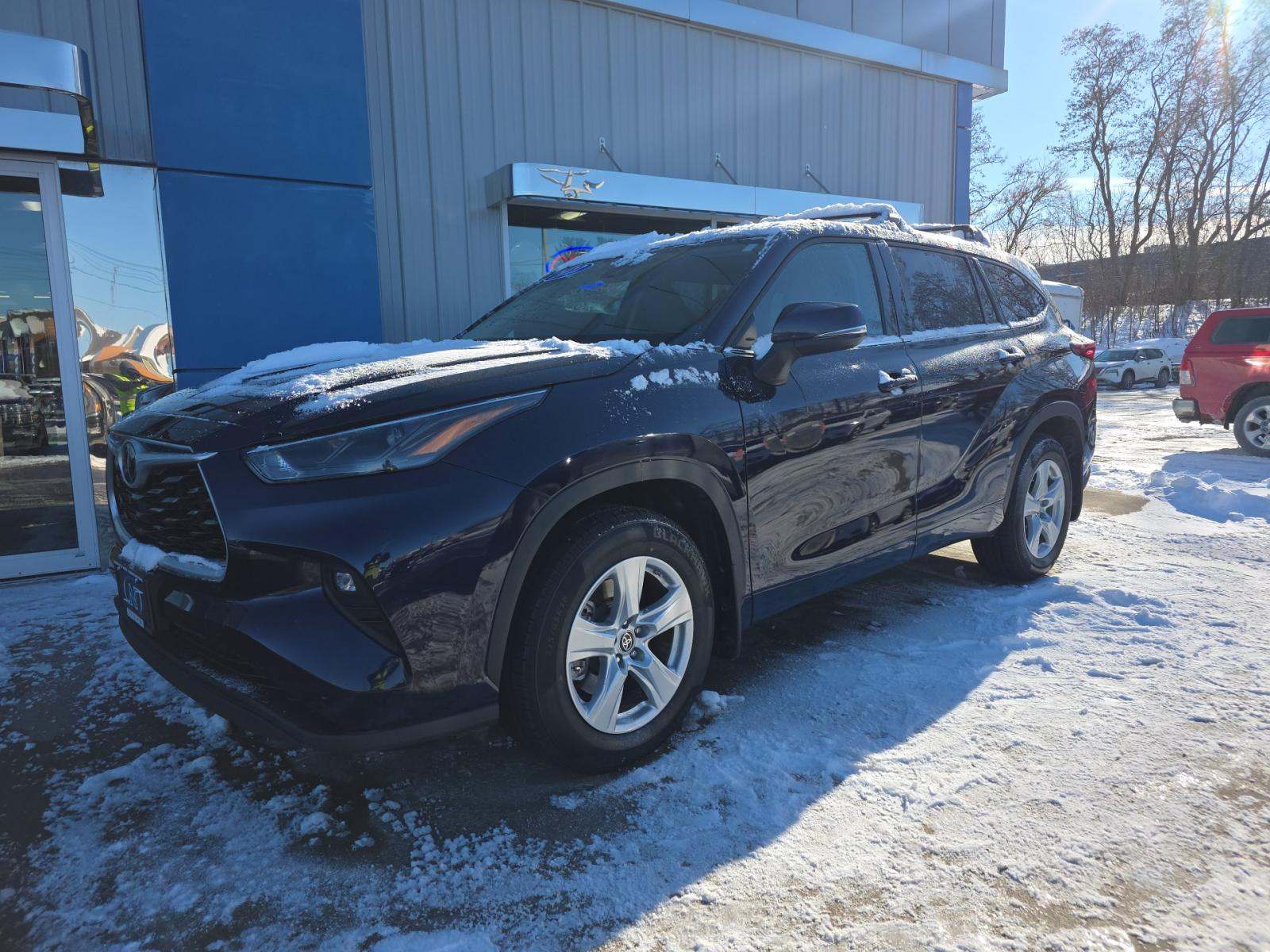 2022 Toyota Highlander LE AWD