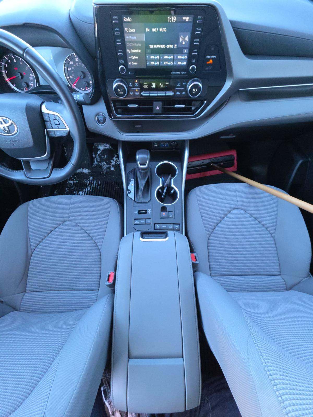 2022 Toyota Highlander LE AWD