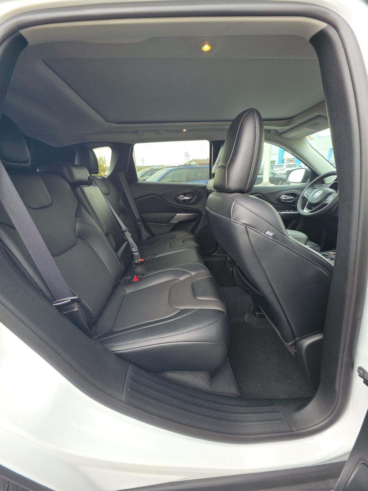 2022 Jeep Cherokee Limited AWD