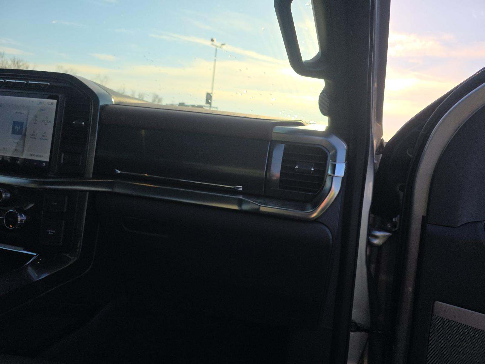 2023 Ford F-150 Hybrid Lariat AWD