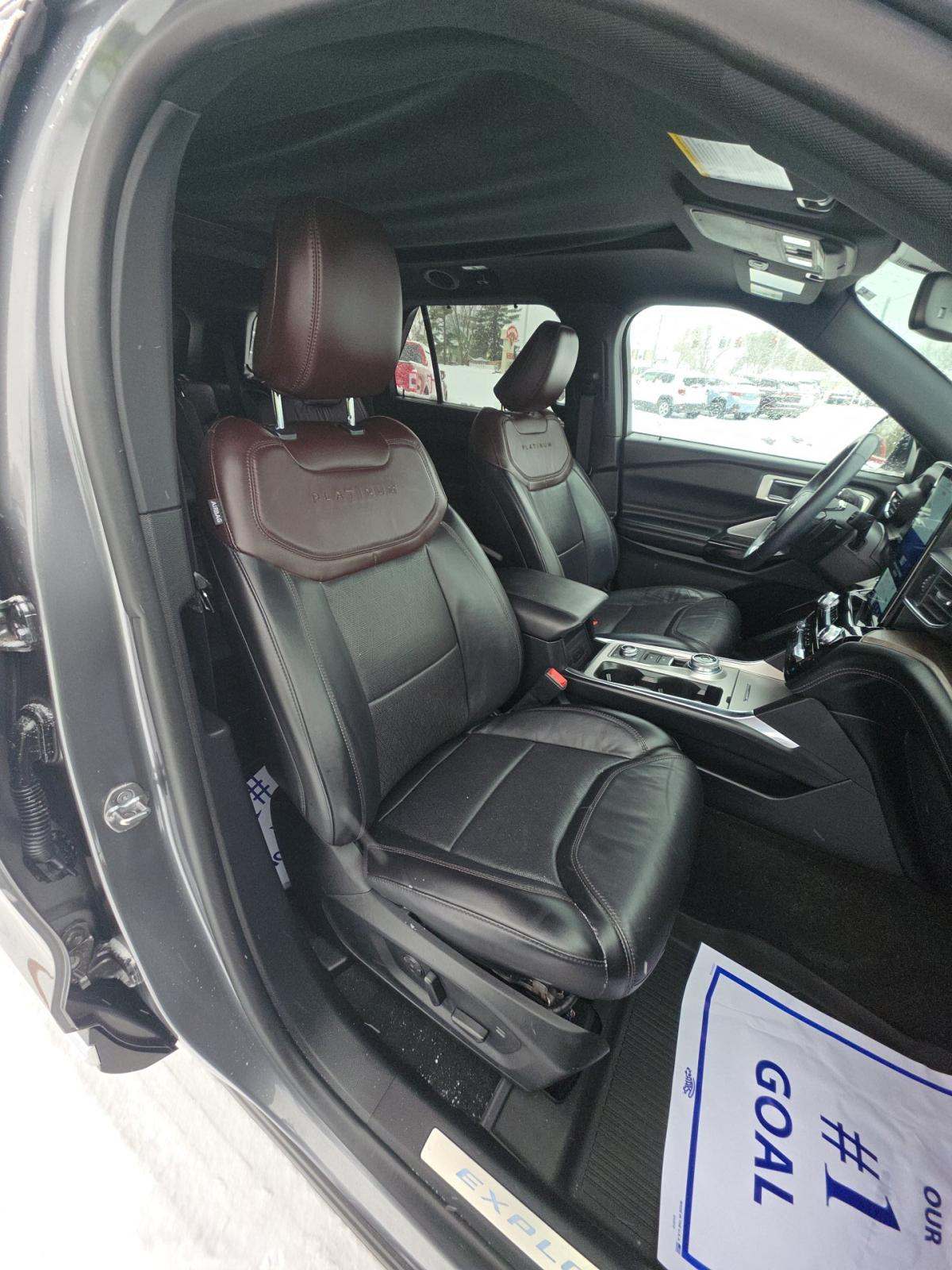 2021 Ford Explorer Platinum AWD