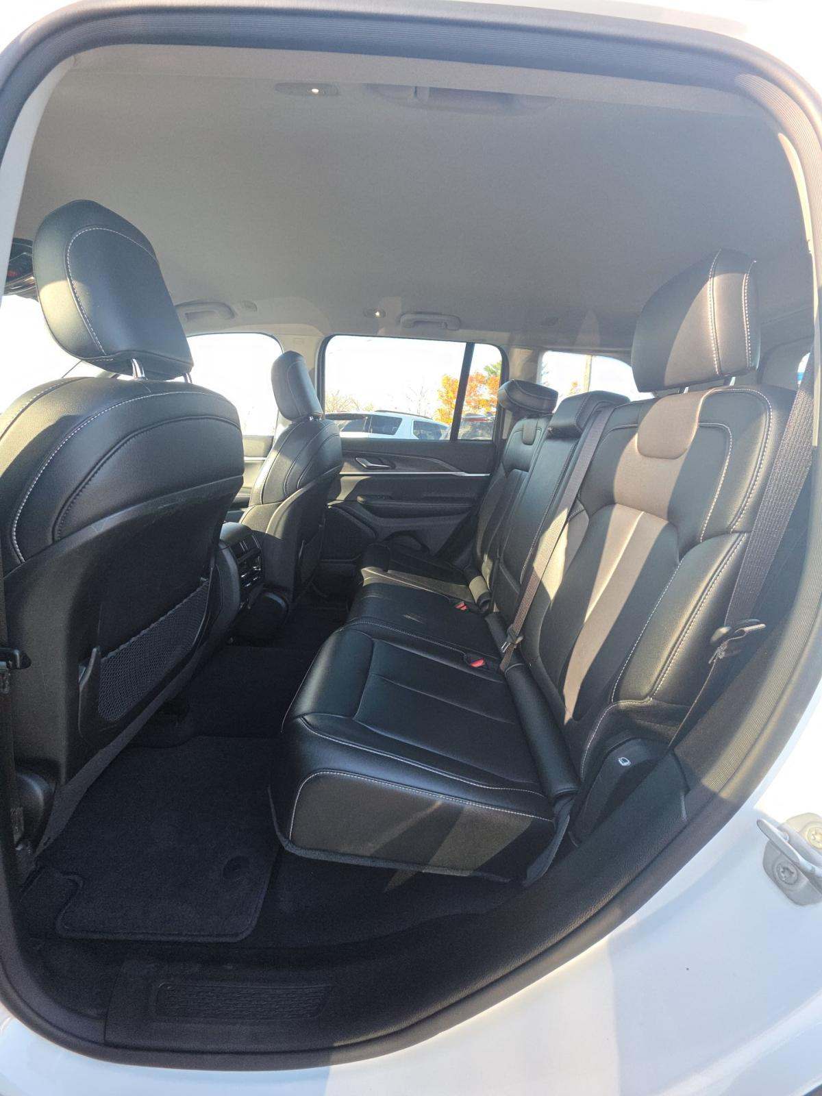 2023 Jeep Grand Cherokee Limited AWD