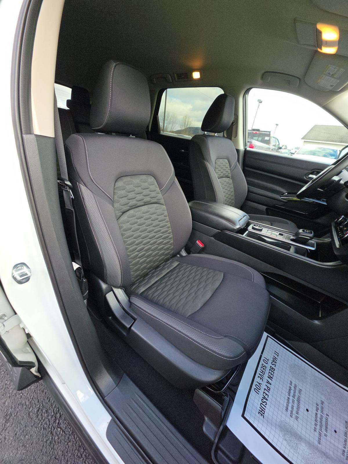 2022 Nissan Pathfinder S AWD