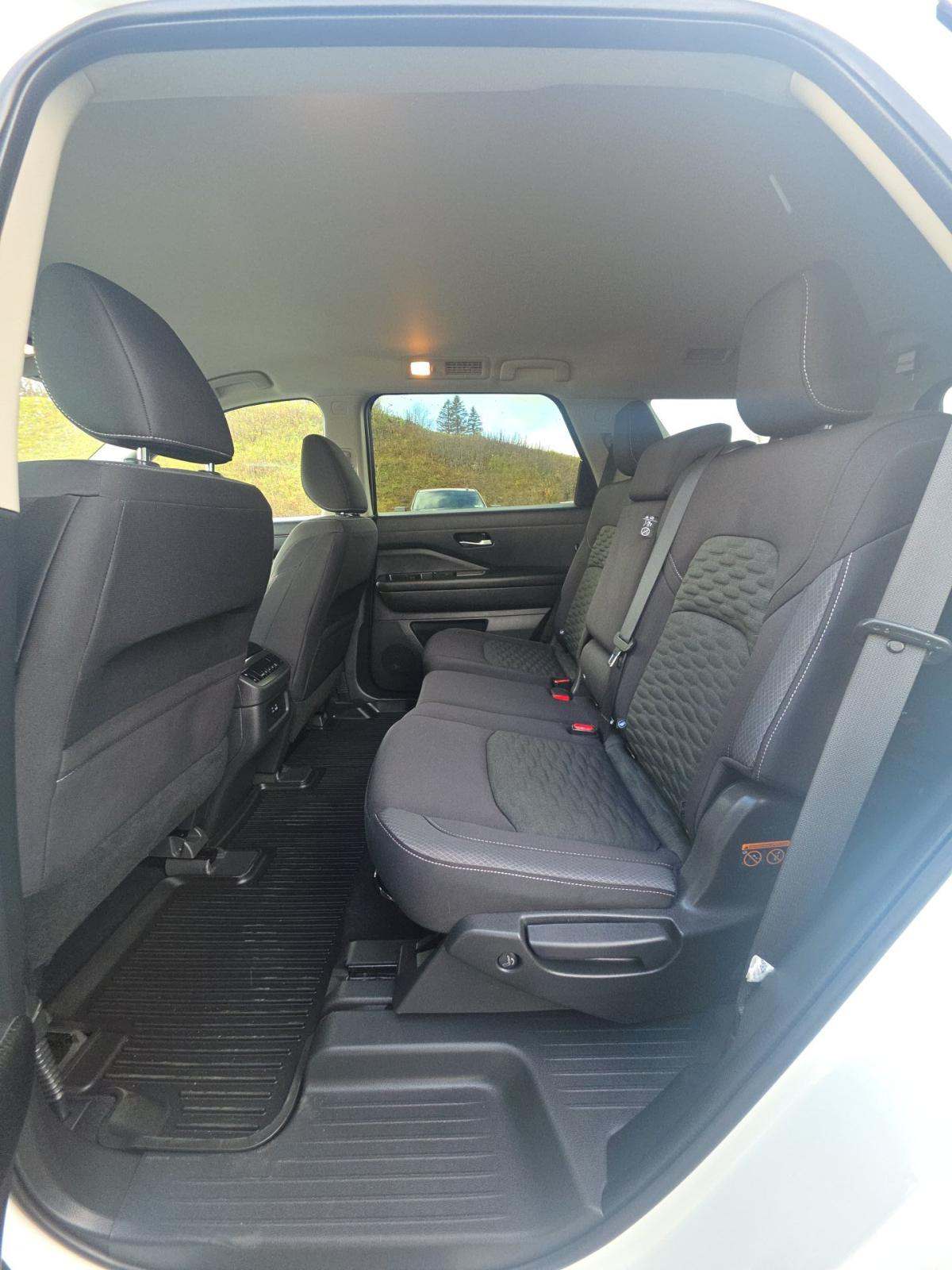 2022 Nissan Pathfinder S AWD