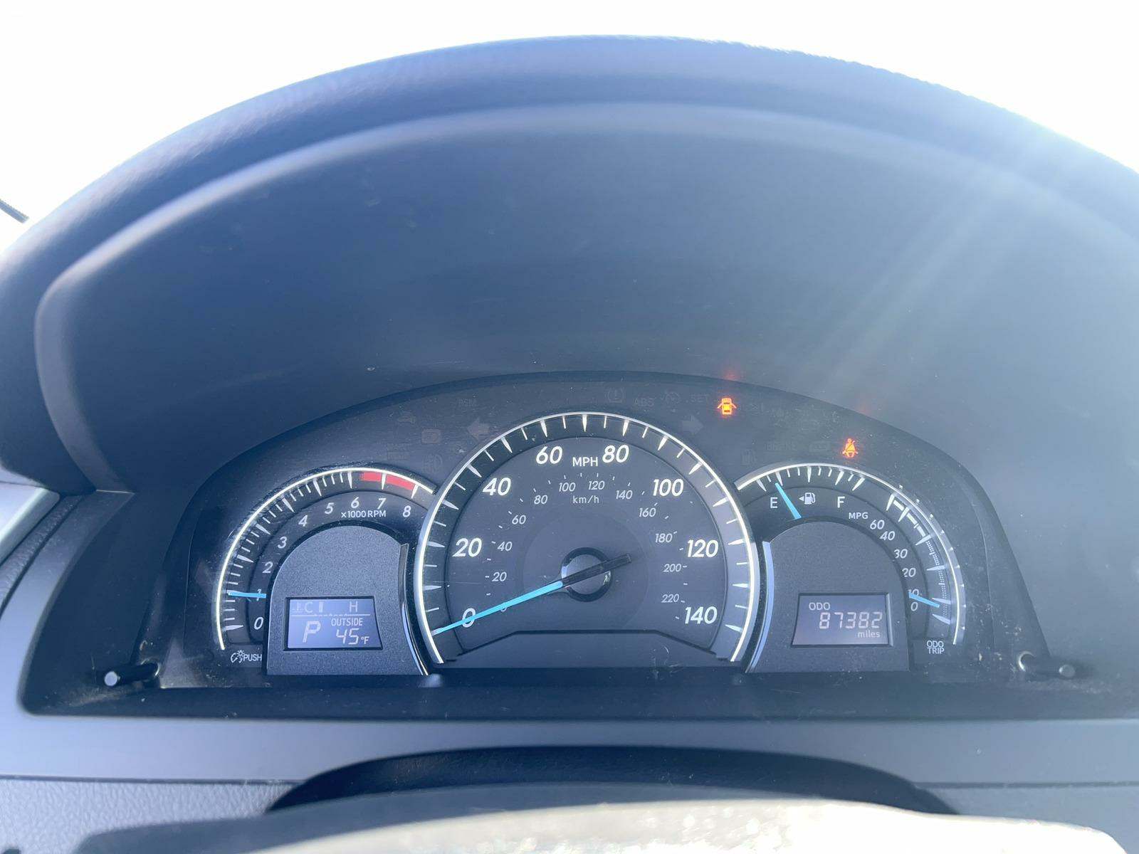 2014 Toyota Camry XLE FWD