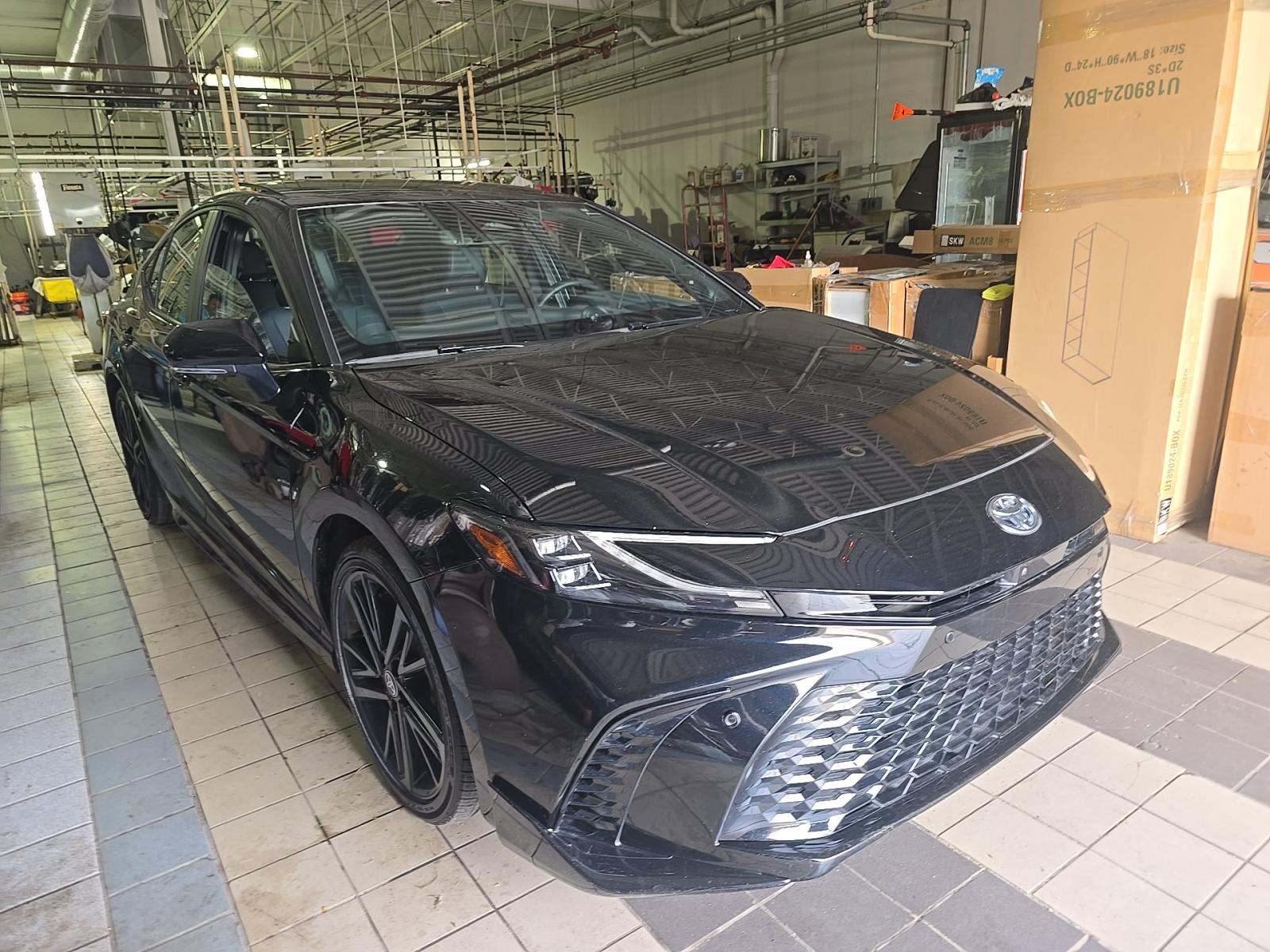 TOYOTA CAMRY - 4