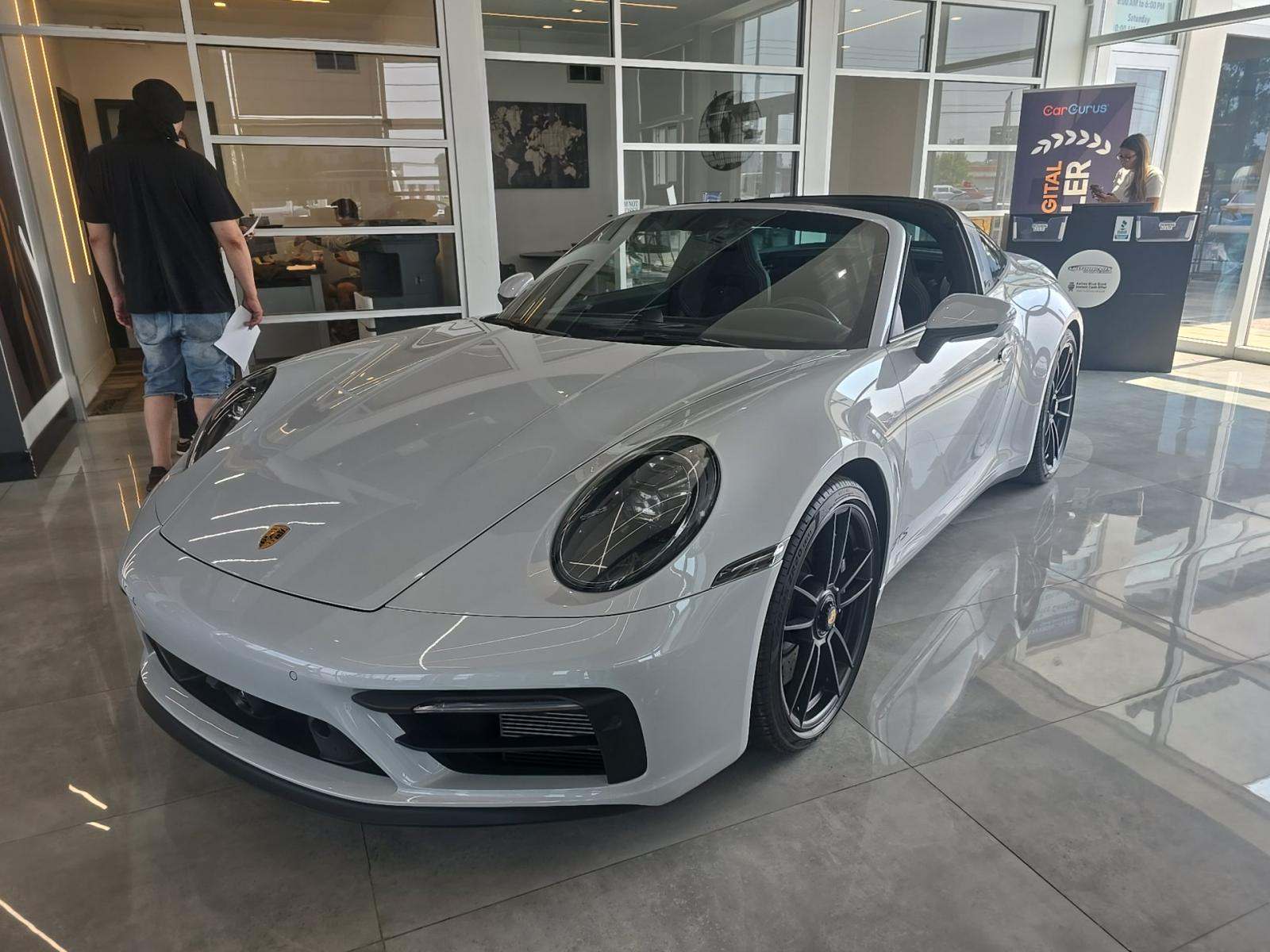 2024 Porsche 911 Targa 4 GTS