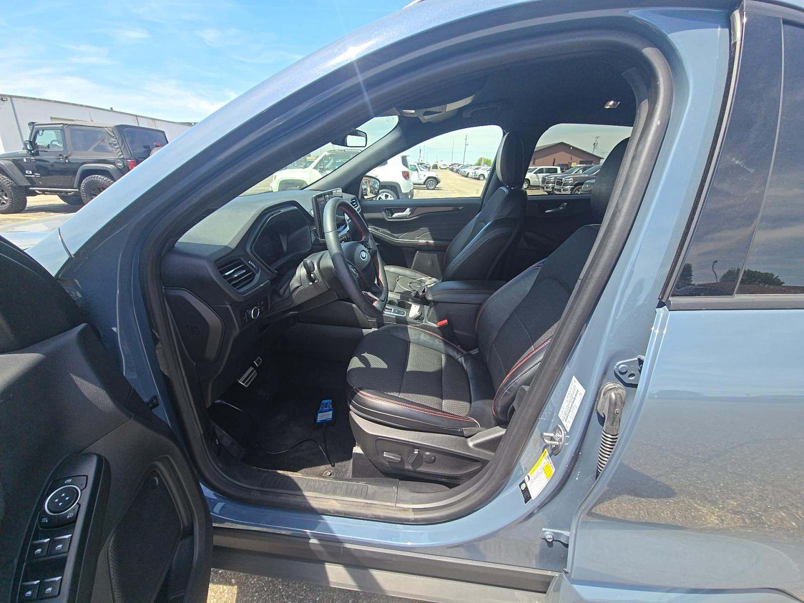 2023 Ford Escape ST-Line FWD