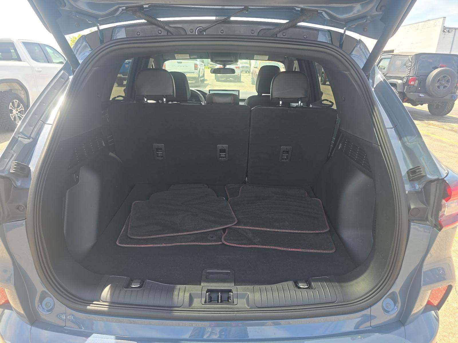 2023 Ford Escape ST-Line FWD