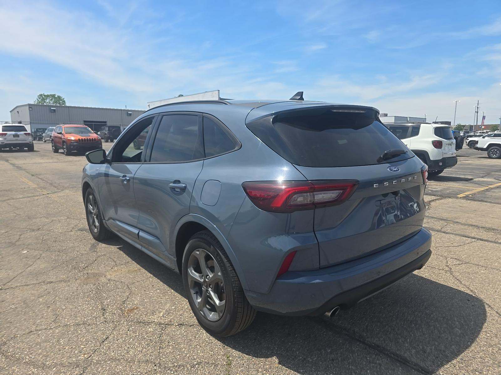 2023 Ford Escape ST-Line FWD