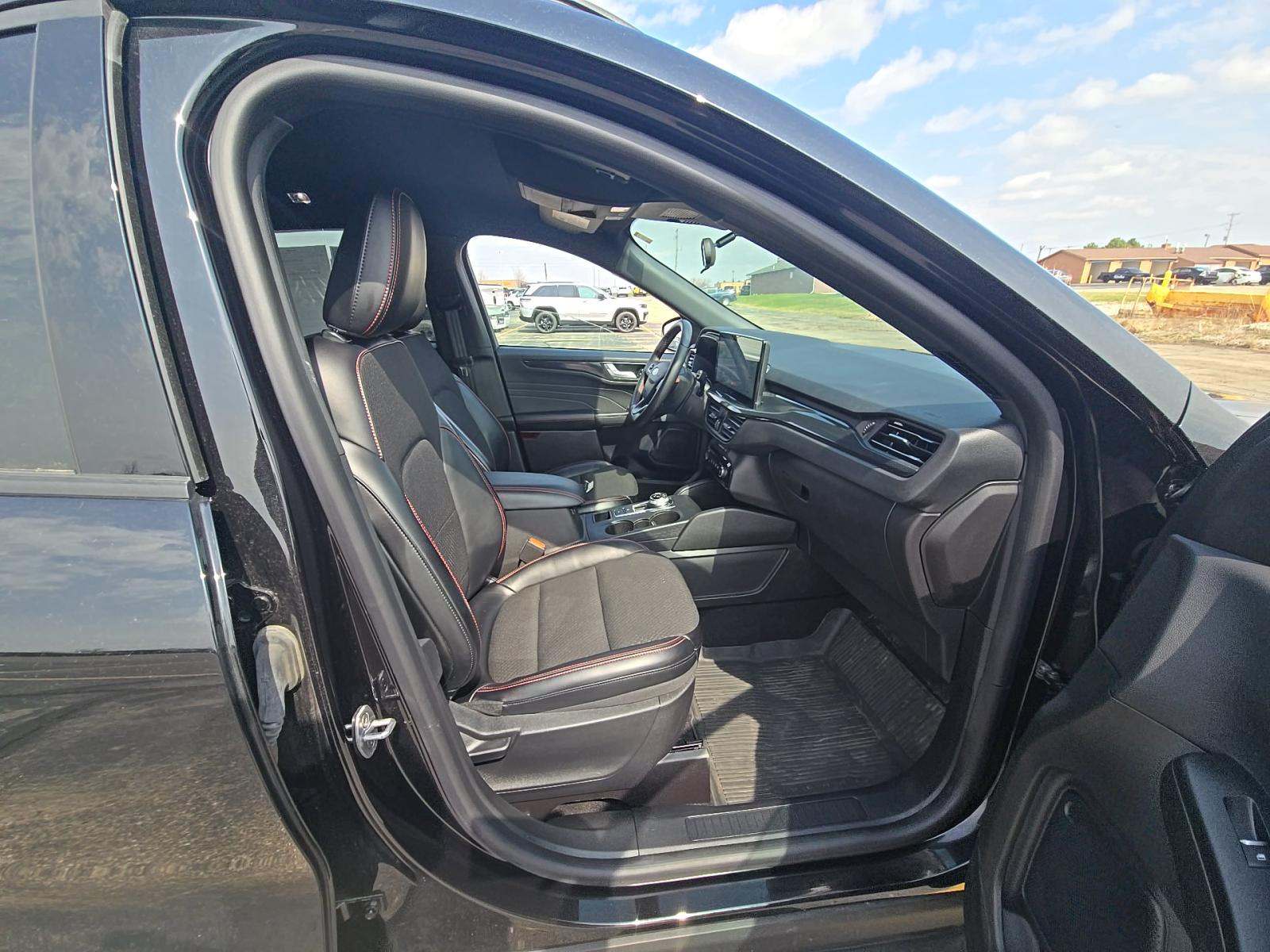 2024 Ford Escape ST-Line AWD