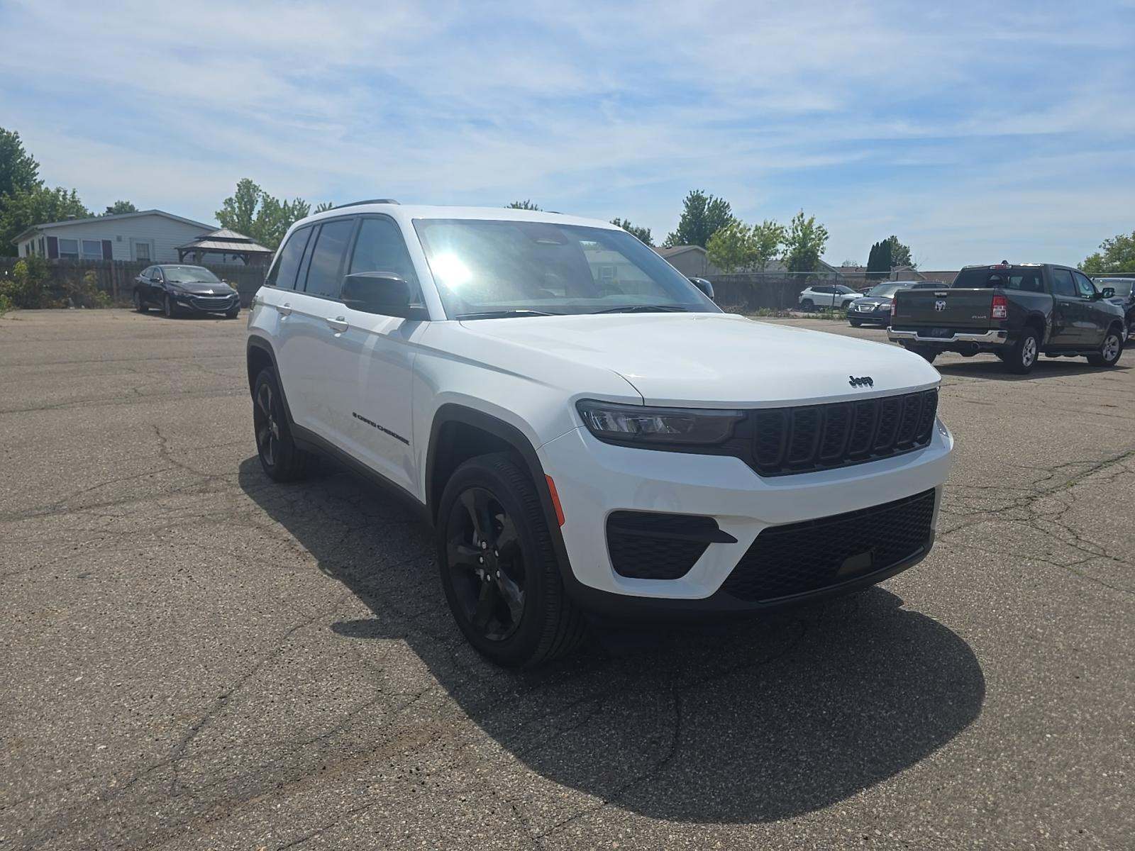 2024 Jeep Grand Cherokee Altitude X AWD