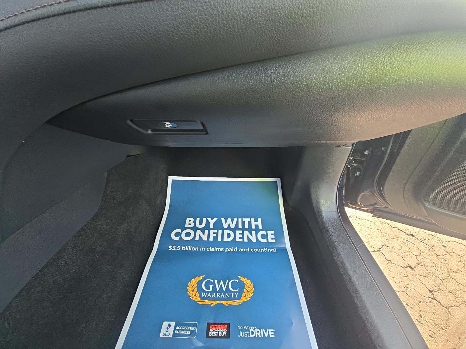 2019 Toyota Camry Hybrid LE FWD