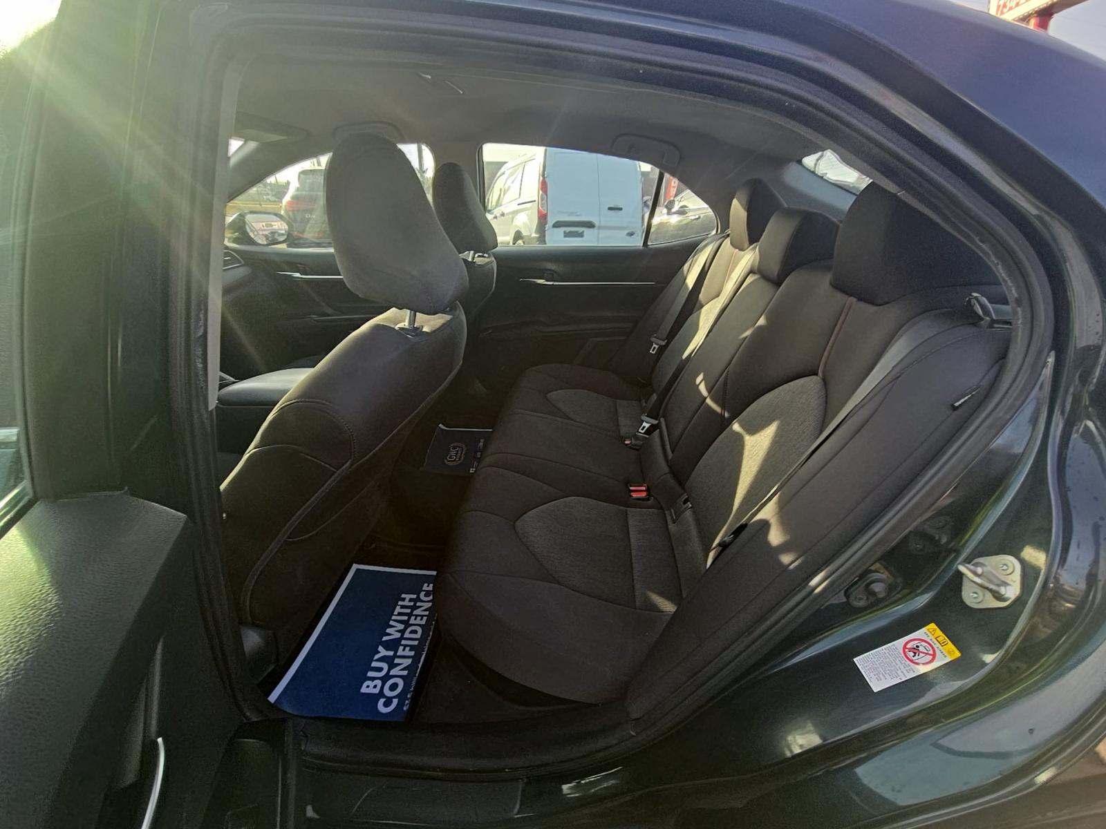 2019 Toyota Camry Hybrid LE FWD