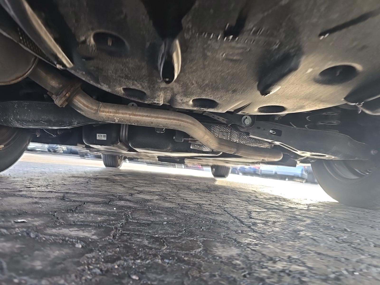 2019 Toyota Camry Hybrid LE FWD