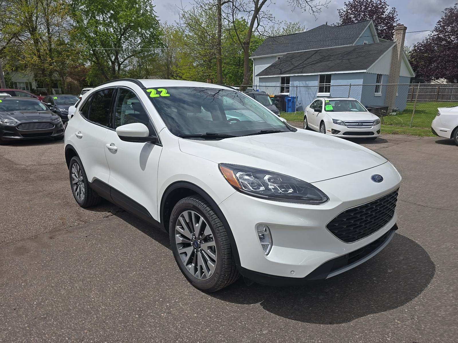 FORD ESCAPE - 4