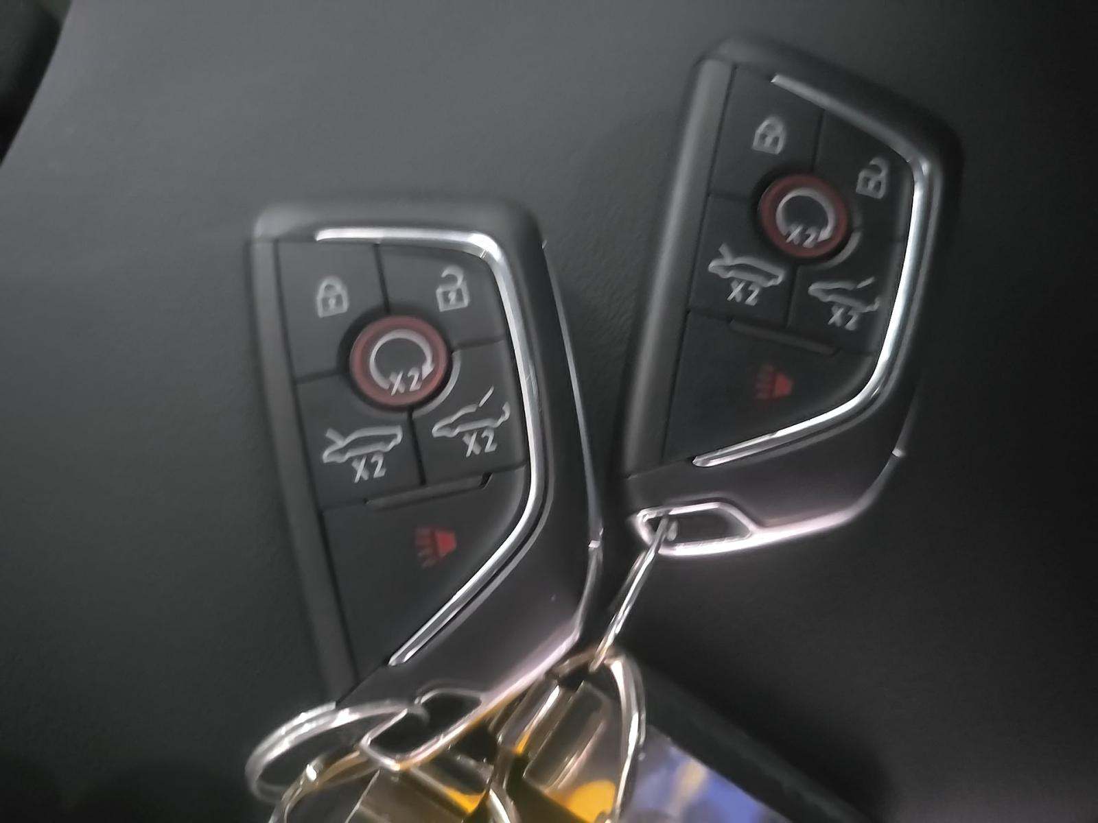 CHEVROLET CORVETTE - 8